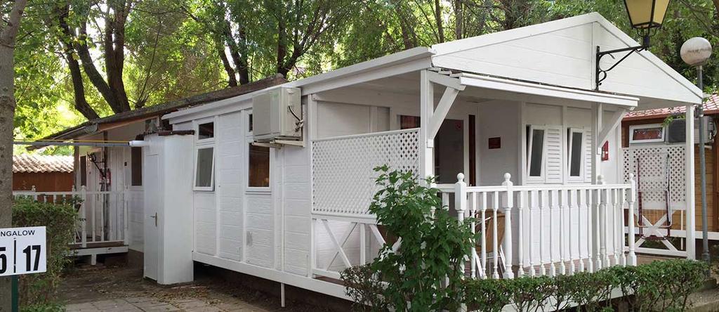 Bungalows & Albergue La Playa Logroño Exterior foto